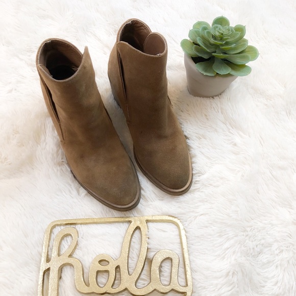 Dolce Vita Shoes - DOLCE VITA Teague Suede Bootie